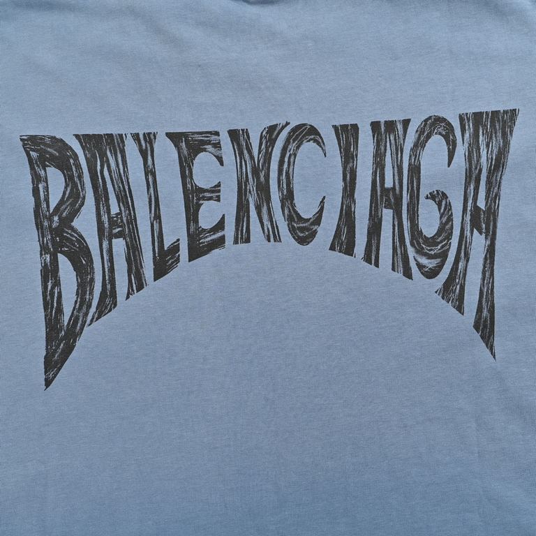 BalencigaBalenciga 24ss back monogrammed washed out short sleeves.Gram weight up to 280 grams, cotton double yarn fabrics, multiple processes Details can not be faulted, a very high sense of class and luxury recognition!