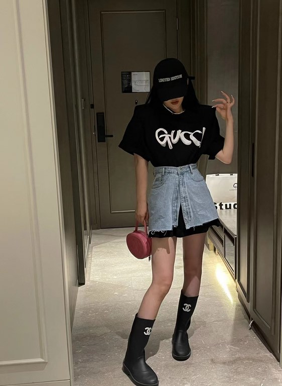 #GucciGucci 23ss Graffiti Letter Print Short Sleeve Upper