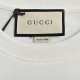 Gucci  Gucci 23ss Double G Interlocking Stripe Print Short SleeveTake inspiration from the prints of the 80s. This short-sleeve cotton jersey T-shirt features a vintage-inspired graphic that utilizes the elongated webbin