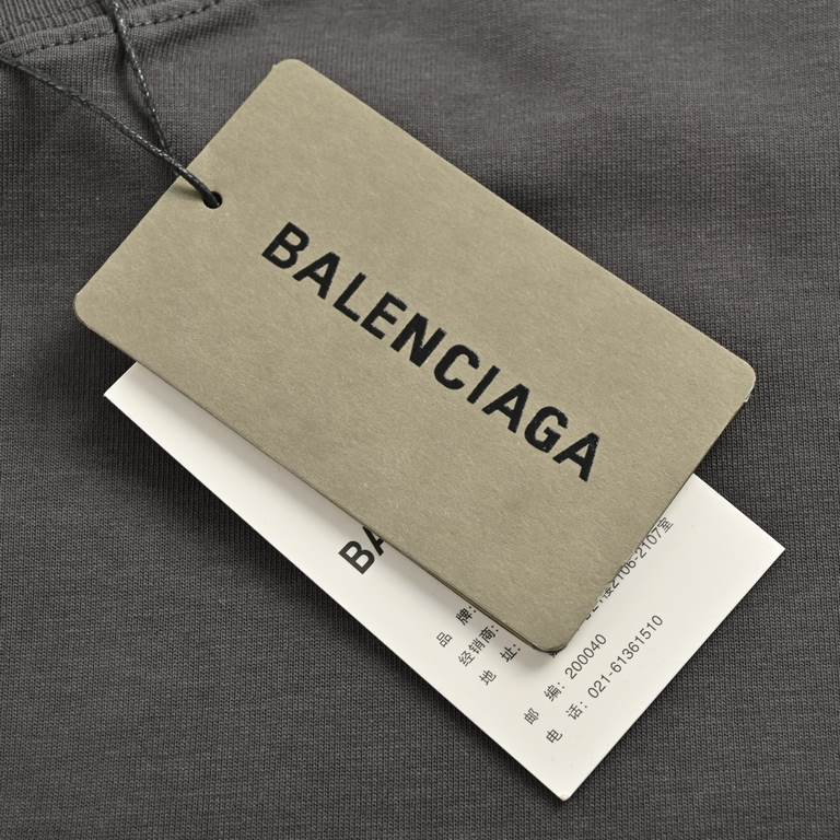 BalencigaParis World 24ss front and back embroidered 3M letters logo short sleeveImported embroidery technology, all-round abrasion cotton soft fabrics, color contrast dyeing fabrics, ultra-fine embroidery process, trend