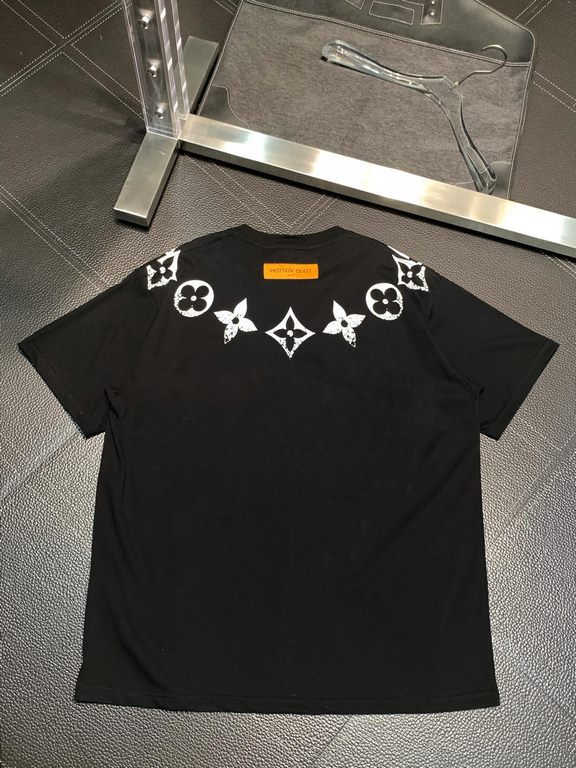 LV Louis Vuitton Exclusive new original single men's casual short sleeve high-end customized high version of the fashion versatile explosive models     imported fabrics logo pattern design on the chest feel ultra-soft an