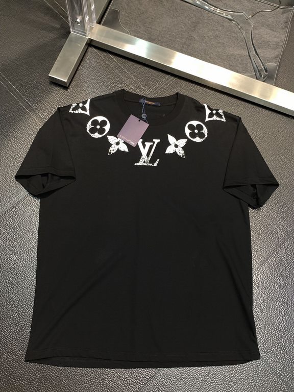 LV Louis Vuitton Exclusive new original single men's casual short sleeve high-end customized high version of the fashion versatile explosive models     imported fabrics logo pattern design on the chest feel ultra-soft an