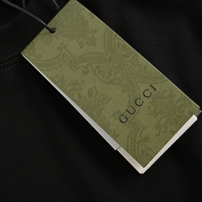 GucciGucci 24ss Year of the Dragon Collection Printed Short SleeveSynchronized with the official website, counter cotton fabric! Skin comfortable, durable and good to wear, classic simple logo design, the original craft 