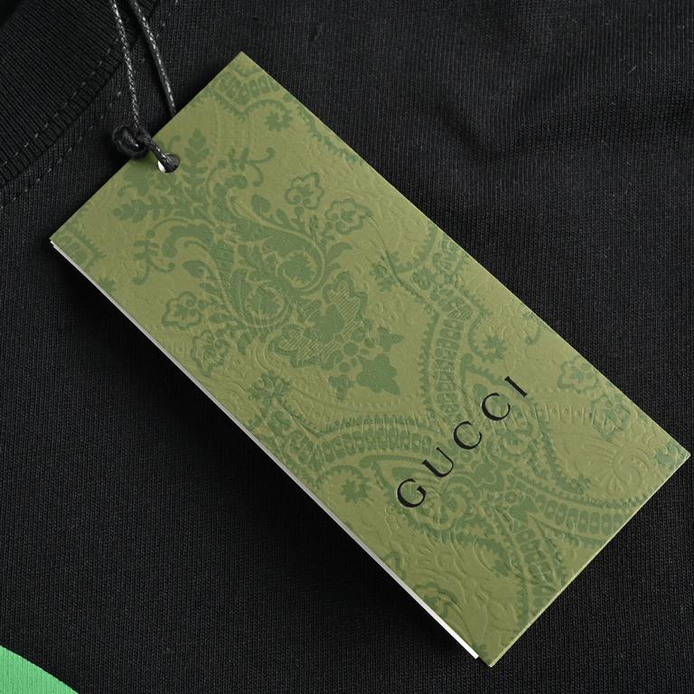 GucciGucci 23ss Double G interlock color blocking logo print short sleeveInterlocking gg logo reproduces the classic print design of the 80's, the fabric has been dyed at high temperature and environmental protection, th