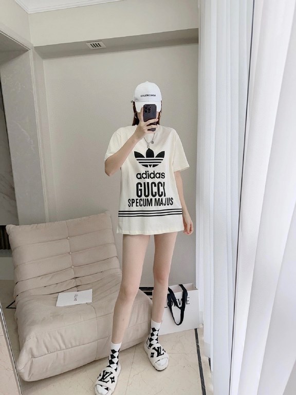 #The upper body effect#GucciSummer new Gucci  Adidas co-branded clover logo letter print round neck short sleeve T-shirt, simple Logo logo exquisite upgrade, feel very comfortable Fashion and personality Super versatile 