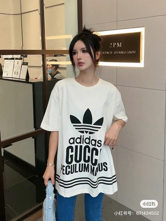 #The upper body effect#GucciSummer new Gucci  Adidas co-branded clover logo letter print round neck short sleeve T-shirt, simple Logo logo exquisite upgrade, feel very comfortable Fashion and personality Super versatile 