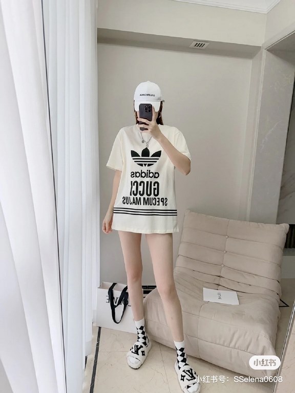 #The upper body effect#GucciSummer new Gucci  Adidas co-branded clover logo letter print round neck short sleeve T-shirt, simple Logo logo exquisite upgrade, feel very comfortable Fashion and personality Super versatile 