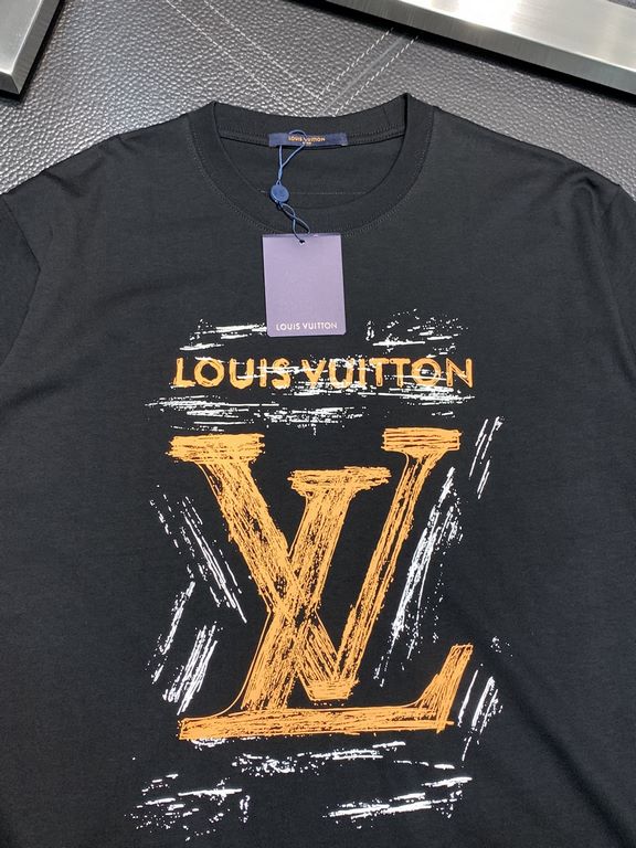 LV Louis Vuitton Exclusive new original single men's casual short sleeve high-end customized high version of the fashion versatile explosive models     imported fabrics logo pattern design on the chest feel ultra-soft an