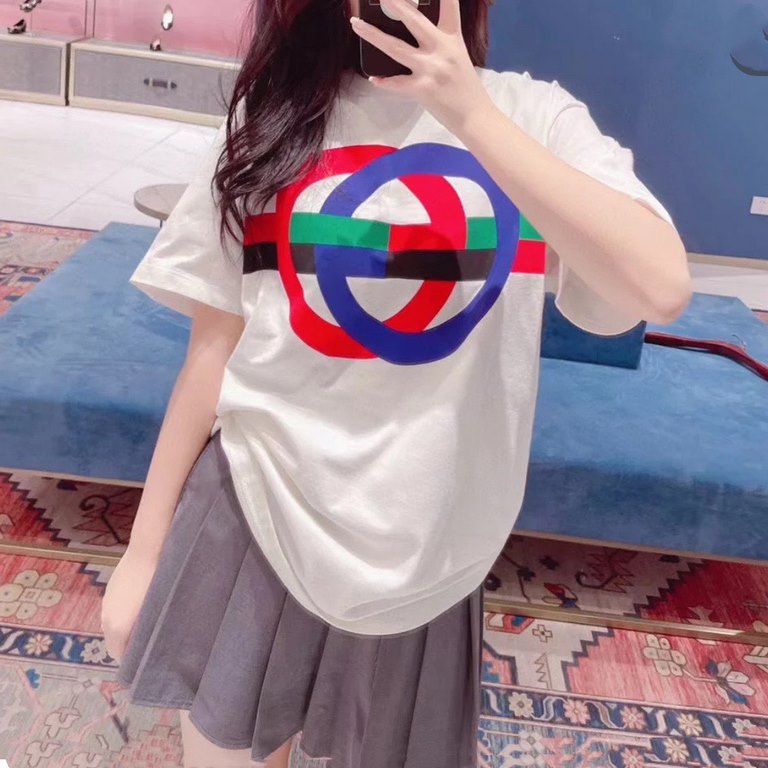 GUCCI T-shirt