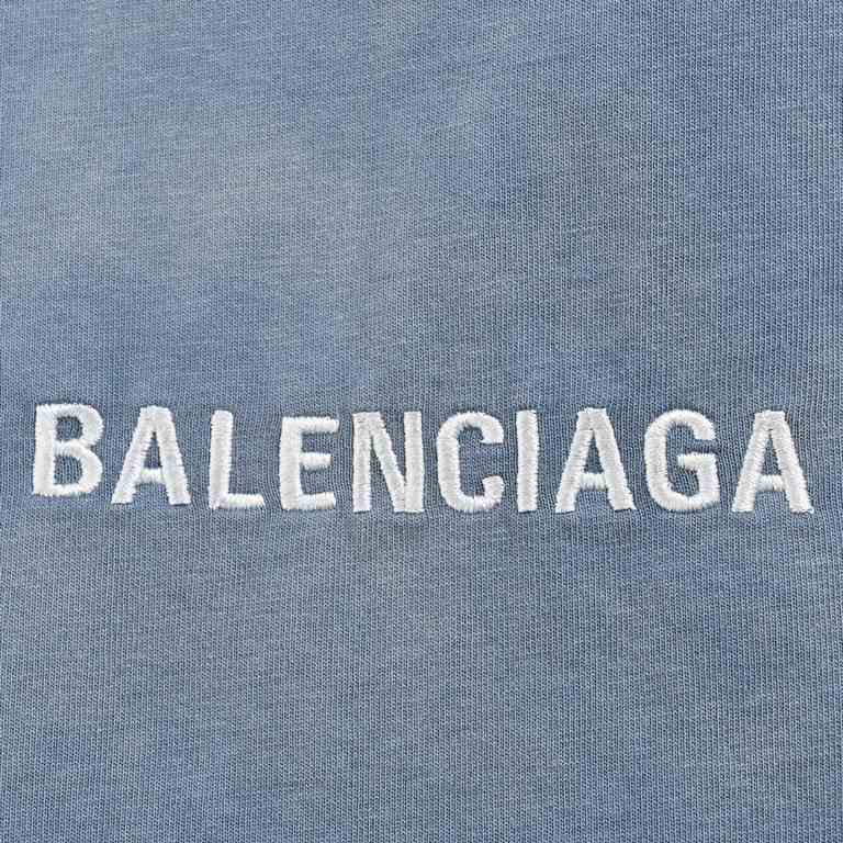 BalenciagaParis House 24ss front and back embroidered logo washed short sleevesHigh quality front and back logo embroidery gradient old short sleeve, cotton double yarn fabric, color contrast dyeing fabric, front and bac