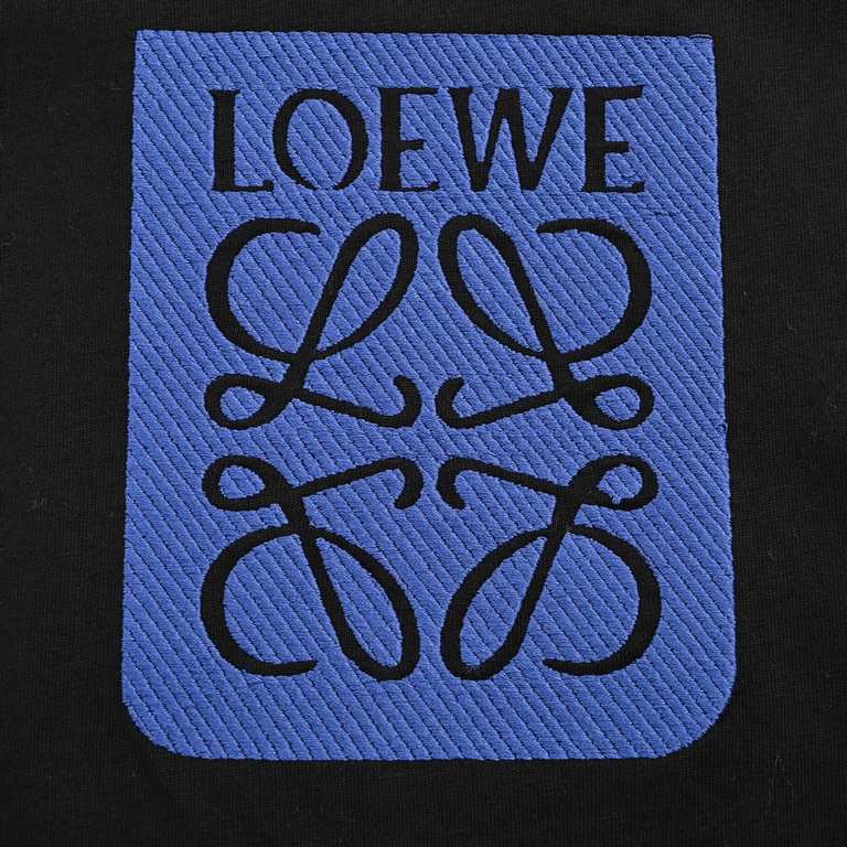 Loewe 24ss Square Embroidered Logo Short Sleeve26 cotton compact plain 170 grams of fabric, supporting 1  1 cross rib 260 grams, chest Loewe logo using imported machine flat embroidery, line neat and tidy, delicate and s