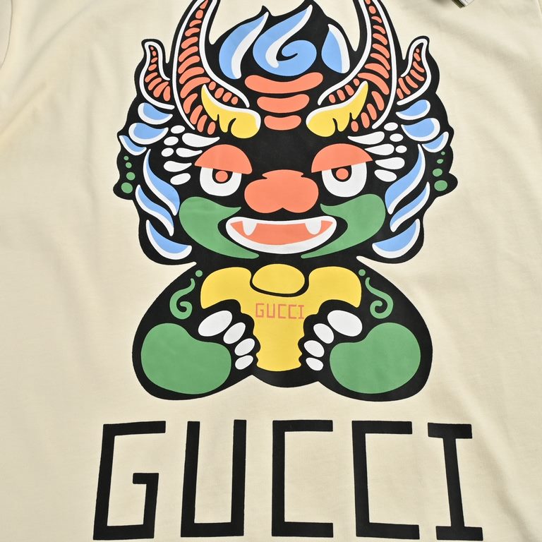 GucciGucci 24ss Year of the Dragon Printed Short SleevesSynchronized with the official website, counter cotton fabric! Skin comfortable, durable and good to wear, classic simple logo design, the original craft meticulous