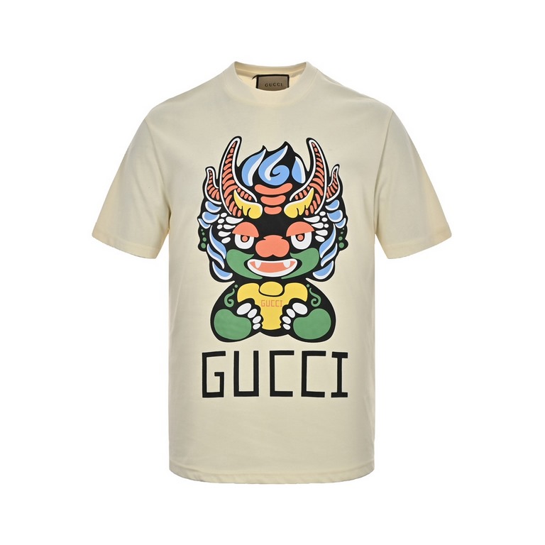 GucciGucci 24ss Year of the Dragon Printed Short SleevesSynchronized with the official website, counter cotton fabric! Skin comfortable, durable and good to wear, classic simple logo design, the original craft meticulous