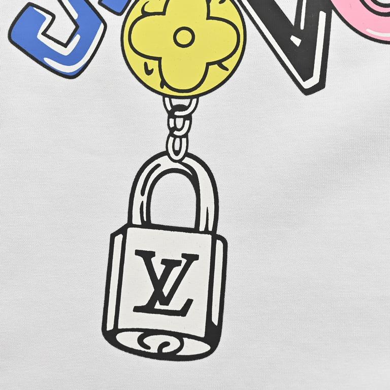 Louis VuittonLouis Vuitton 23ss Necklace Pendant Colorful Letter Print Short SleeveSummer new Classic necklace pendant colorful letters logo round neck short-sleeved T-shirt, the color combination is very artistic, perso