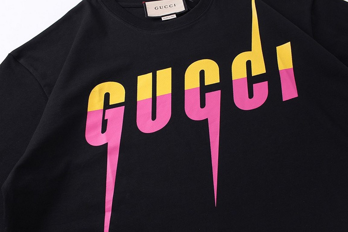 GucciSummer new, blade lightning print round neck short-sleeved T-shirt, yellow rose red with color printing models, grams 260g, feel soft and delicate and more than the general cotton material solid, comfortable and bre