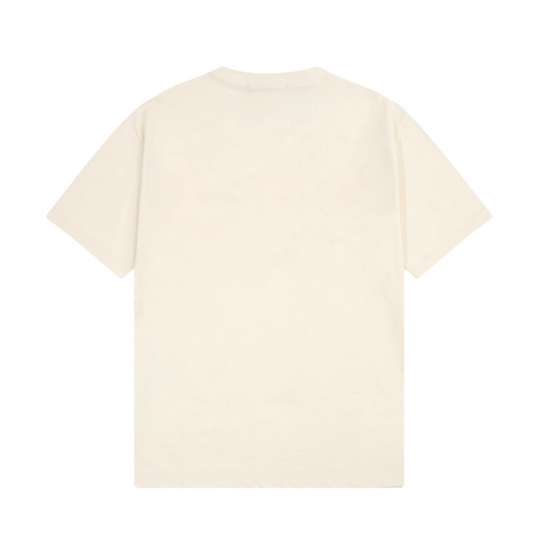 Gucci Gucci Logo Oversized Embroidered Short Sleeve T-Shirt with Interlocking ButtonsOriginal fabric, official same modelCustomized 240 grams of the same vat-dyed fabrics feel very comfortableSpring and summer the latest