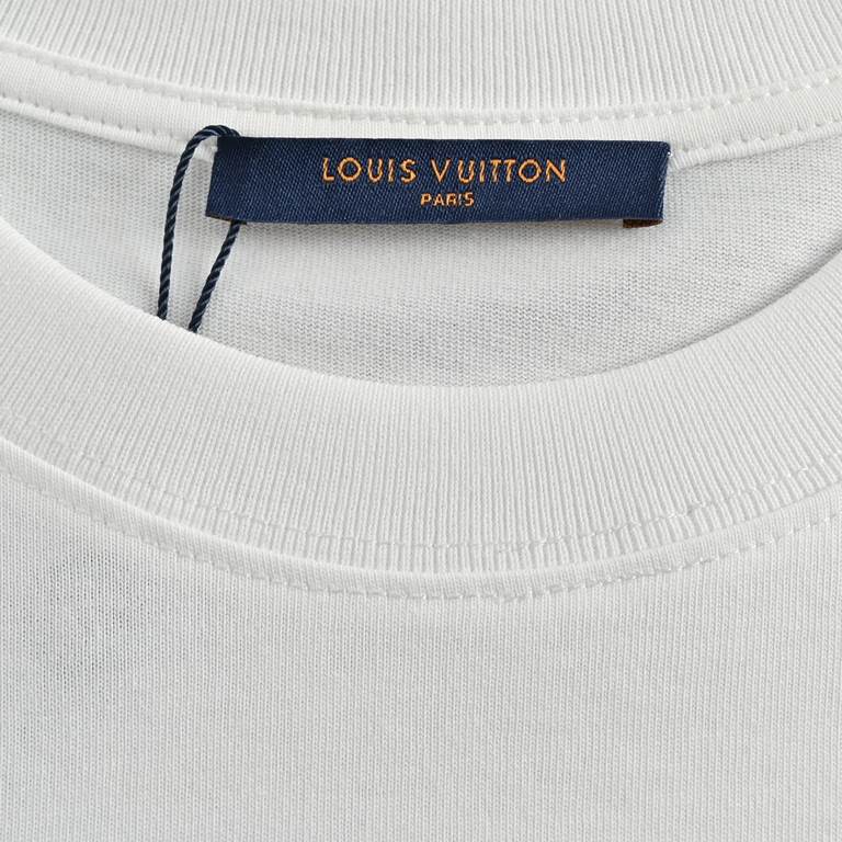 Louis VuittonLouis Vuitton 23ss Toothbrush Embroidered Monogram Short SleeveOriginal fabricHigher versionThe texture and comfort are all pull full Simple and versatile on the bodyFeel very comfortable Super versatile and