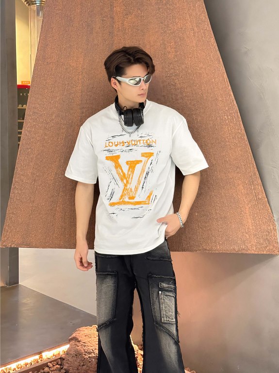 #Louis VuittonLouis Vuitton 24ss Hand Painted Graffiti Large Letter Print Short Sleeve Up