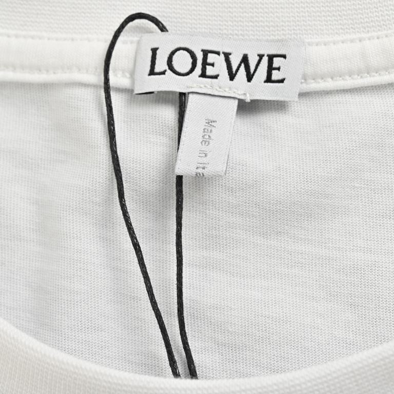 Loewe 24ss Square Embroidered Logo Short Sleeve26 cotton compact plain 170 grams of fabric, supporting 1  1 cross rib 260 grams, chest Loewe logo using imported machine flat embroidery, line neat and tidy, delicate and s