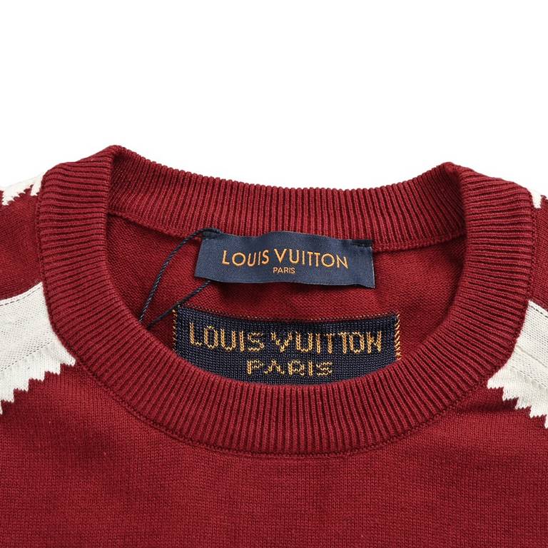 Louis Vuitton 24ss Wine Red Applique Jacquard Knit Short SleeveLouis Vuitton 24ss Burgundy Inlaid Jacquard Knit Short SleeveCombed cotton yarn knitted cotton fabric, cotton high weight special yarn, weighing up the feel 