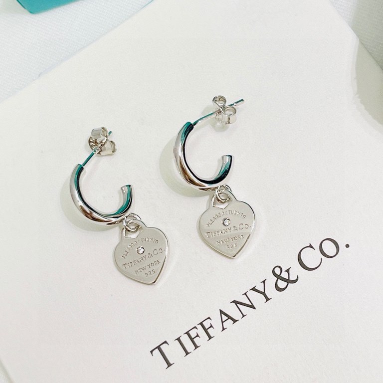 Arrived     ! Tiffany Tiffany 22 Years New Classic Heart Solitaire Curved Hook Stud Earrings Exclusive one to one custom made Symbolizing the civilization of classic elements Original ag925 sterling silver Guaranteed hig