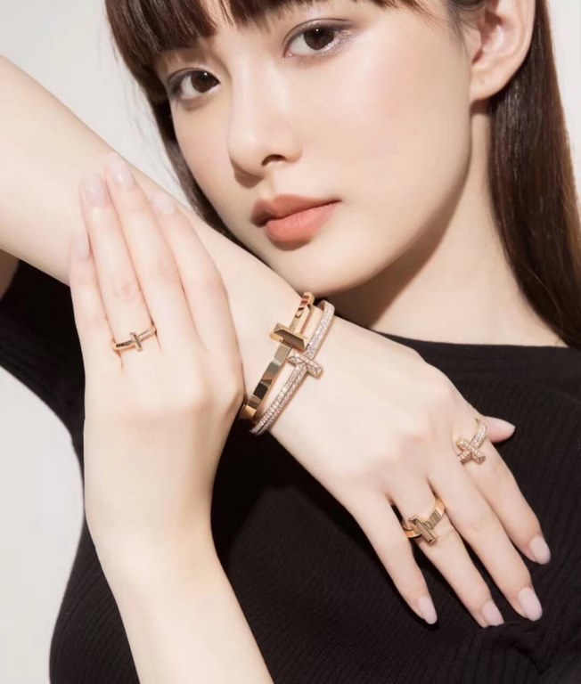 Tiff Tiffany 2020 T1 Series Full Diamonds Bracelet Tiffany Double T Bracelet   Exclusive Premiere High-end Customized Goddesses The same model Designed to show off the delicate elegance and understated blossoming of self