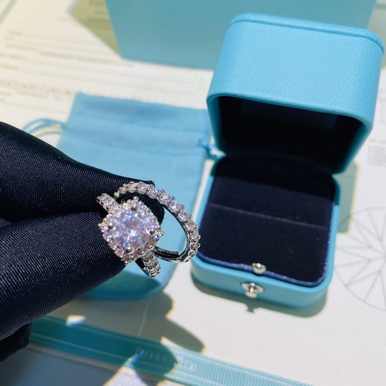 Tiffany classic four claws diamond ring two in one exquisite flawless a ring manpower must have a timeless classic models a variety of ways to wear a price to buy two rings simply cost-effective burst Germany imports do 