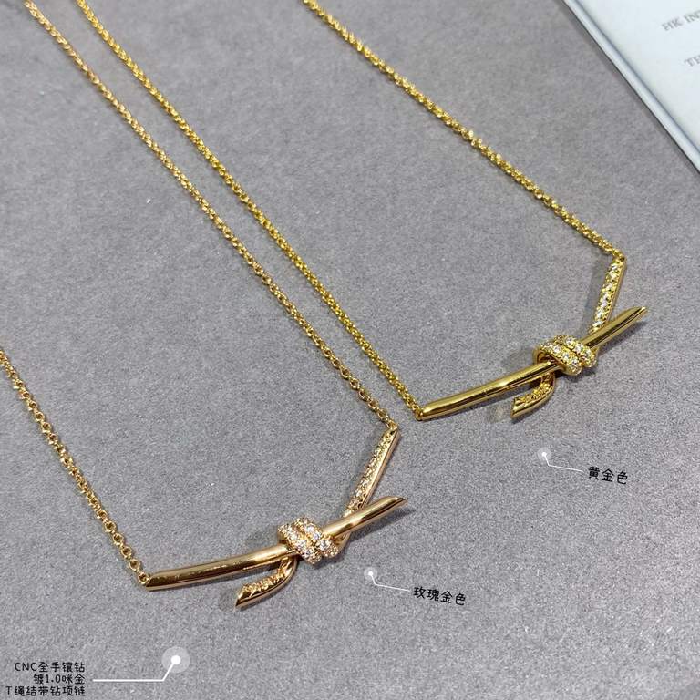 V gold material . ZP open version, Tiffany CNC hand set diamond T rope knot necklace   The intertwined ends are a powerful symbol of emotional connection. Elegant temperament models, cost-effective super high The highest