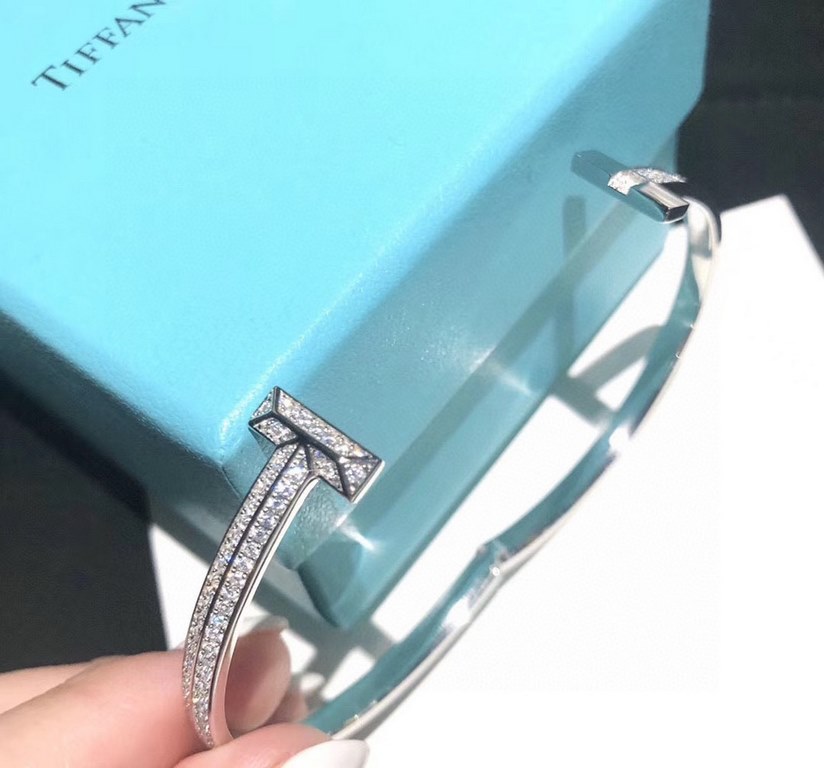 Tiff Tiffany T1 Series Full Diamonds Bracelet Exclusive Premiere High-end customized Goddess same model Designed to highlight the exquisite elegance and understated bloom confidence Very delicate and eye-catching. Origin