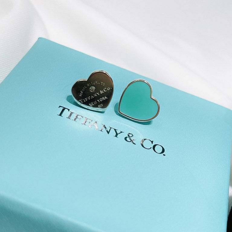 Tiffany Tiffany 22 years new classic heart enamel asymmetric earrings Exclusive one to one customization Symbolizing the civilization of the classic elements Original ag925 sterling silver Guaranteed highest version in t