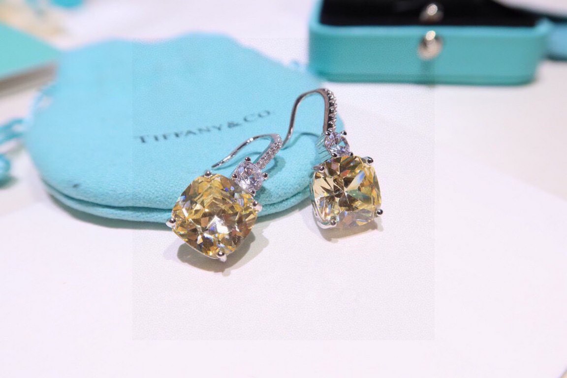 Ear hooks   Tiffany Tiffany fine jewelry custom luxury square yellow diamond earrings high-end custom original single 925 sterling silver micro-set full of diamonds to create a super shiny texture awesome on the ear gorg