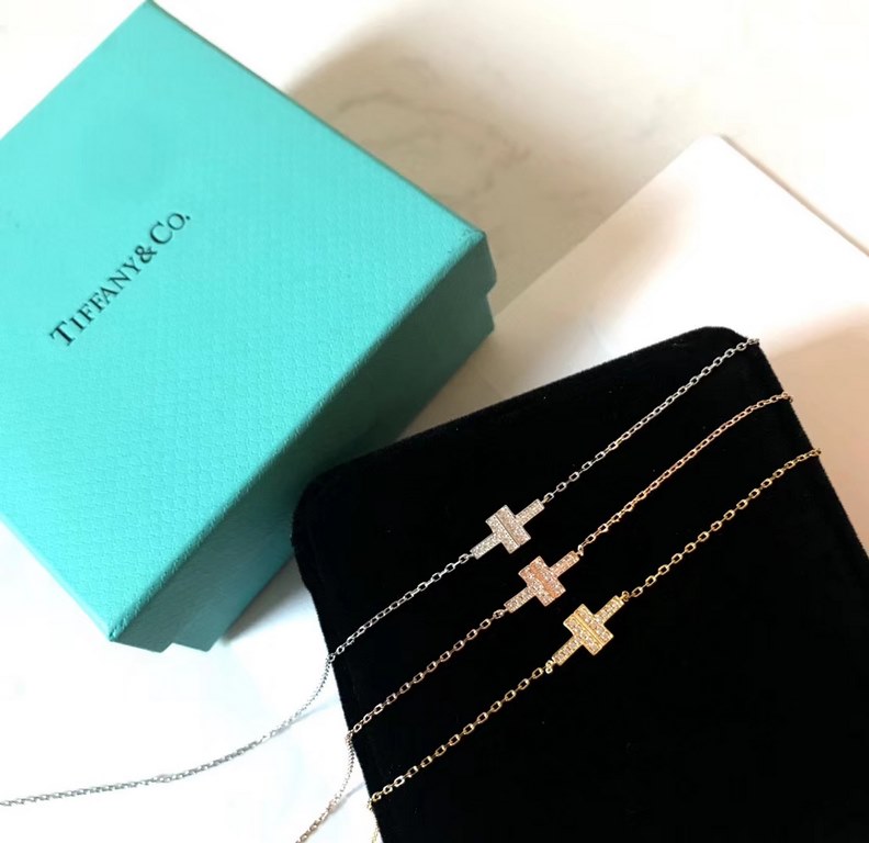 【Order level】tiff Tiffany smiley   double T double bracelet can be used as a necklace a variety of ways to wear  delicate and elegant models invincible good-looking style high end customization of the original 925 sterli