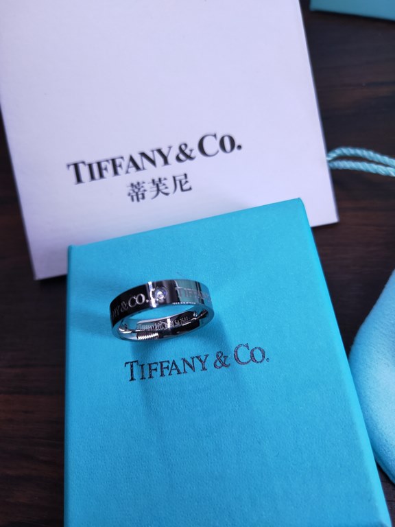 tiffany ring couples ring  5#6#7#8#9#10# yards   rose gold, white gold   yellow gold color   electroplated with 3 golds   wide, narrow   triple diamonds style  Love is so bountiful that it is long to be mesmerized by it.