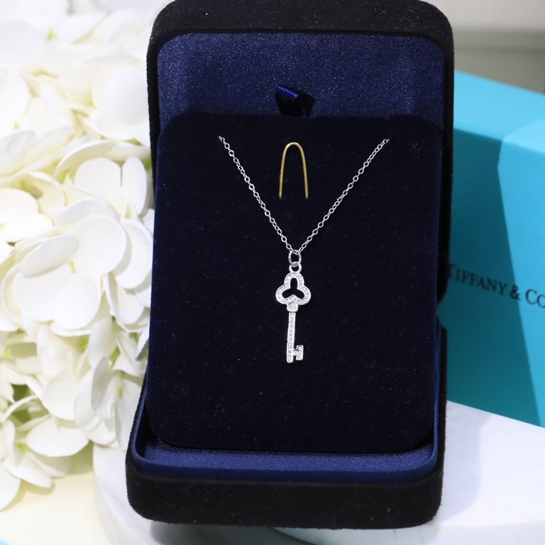 New   TIFFANY Tiffany Key Necklace   S925 Sterling Silver Precision version With logo  Chain length 45cm Adjustable   Tiffany