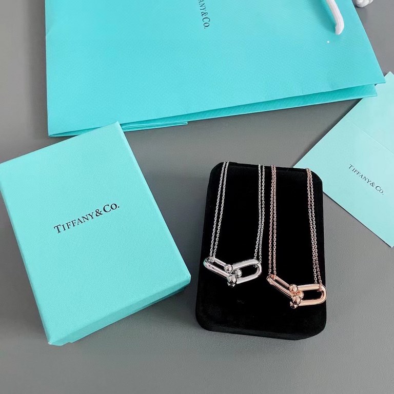 Tiffany Double Joints Tiffany Classic Elegant Tiffany Unusual Bold Mix and Match Discover your true self in style Changing the style of the newest items on the runway Design, workmanship, details, all in place, must need