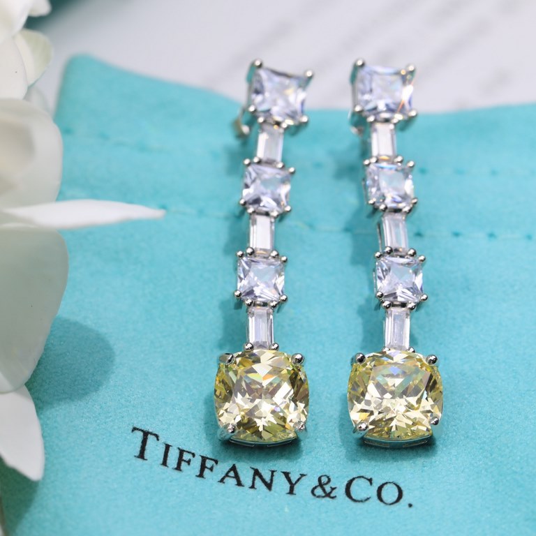 Tiffany Tiffany fine jewelry custom luxury tassel square yellow diamond earrings high-end custom original single 925 silver needle material micro-set full of diamonds to create a super flash texture awesome on the ear go