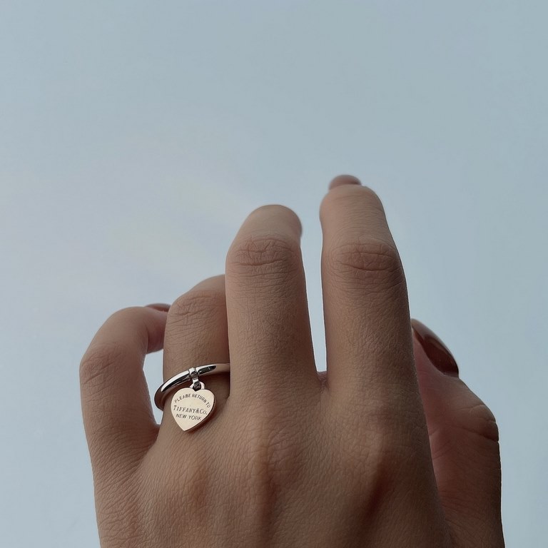 tiff Tiffany new rose gold heart   ring High-end customization Original S925 sterling silver thick plating 18K gold CNC technology counter consistent reproduction Whether it is the material or the wordmark are enough to 