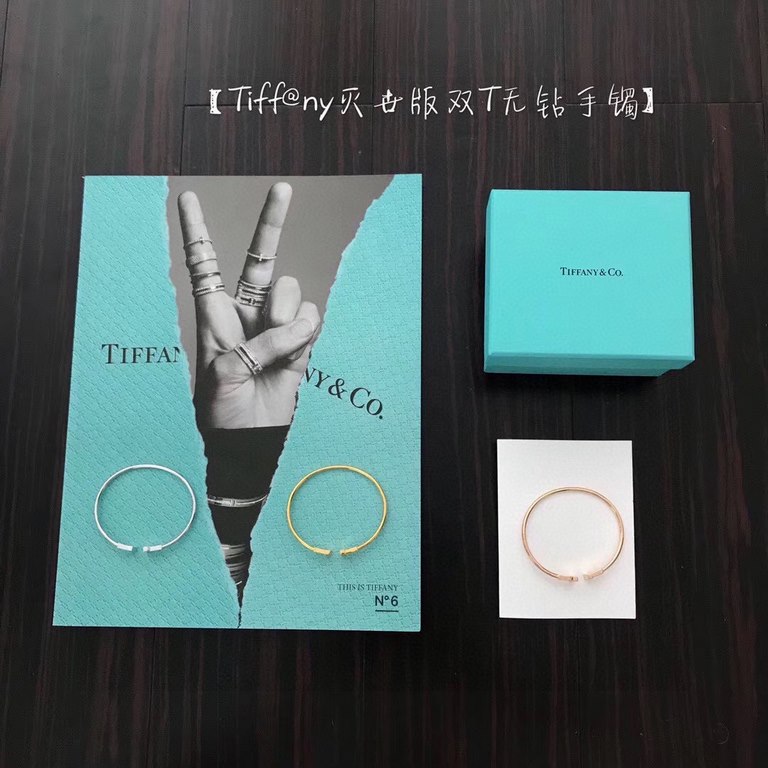 tiffany Tiffany Double T Glossy Bracelet       Electroplated double thick gold! Real gold texture! Made of silver, rose gold, yellow gold Open-ended bracelets are adjustable stacking good-looking, but also can be worn as