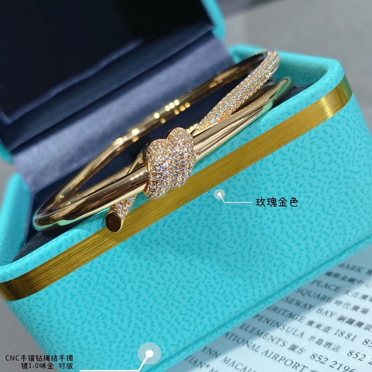 V gold material . ZP open version, Tiffany CNC hand-set half diamond rope knot bracelet   The intertwined ends are a powerful symbol of emotional connection. Elegant temperament models, cost-effective super high The high