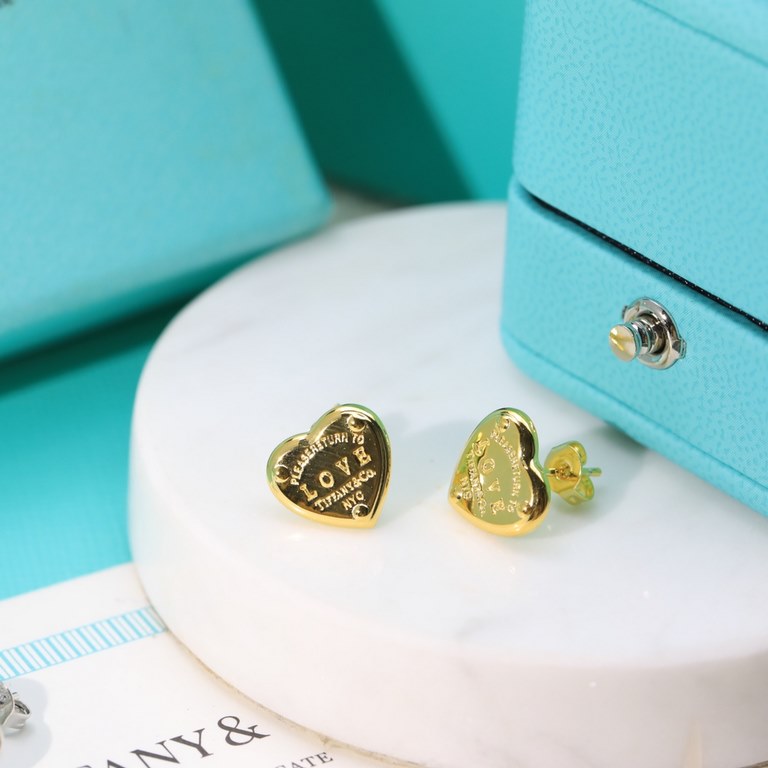 Tiffany Tiffany love heart stud earrings crafted in S925 sterling silver plated with 18k champagne color gold color white gold color. Airy and versatile  .