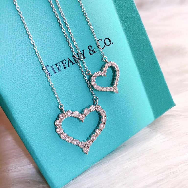 Tiffany Tiffany openworked heart necklace never out of fashion classic models large or small polished process to beat the market version of the rhythm of never enough to sell recognize my version of ultra-finish cost-eff