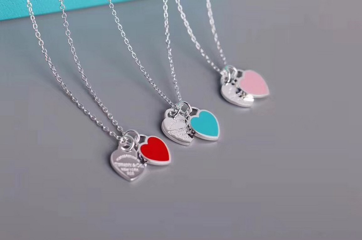 Pink Blue Red Heart Simple Classic Necklace! The classic logo is a perfect illustration of Tiffany.Inspired by a 1969 design, the Return to Tiffany collection is a classic symbol of Tiffany's excellence   ....