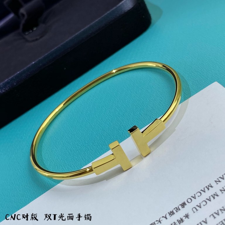 This model is upgraded to CNC version, V gold tiffany tiffany double t glossy bracelet       Electroplated double thick gold! Real gold texture! Made of silver, rose gold, yellow gold Open-ended bracelet all size adjusta