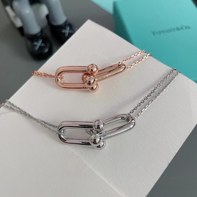 Tiffany Double Joints Tiffany Classic Elegant Tiffany Unusual Bold Mix and Match Discover your true self in style Changing the style of the newest items on the runway Design, workmanship, details, all in place, must need