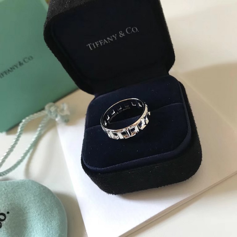 Latest Tiffany Tiff Openworked Glossy Ring  Original 925 Sterling Silver Plated Platinum Top Polished Craftsmanship Haute Couture Hundreds of Pieces Classics   Timeless Timeless 678 Yardage Complete  You Deserve It Xiaoh