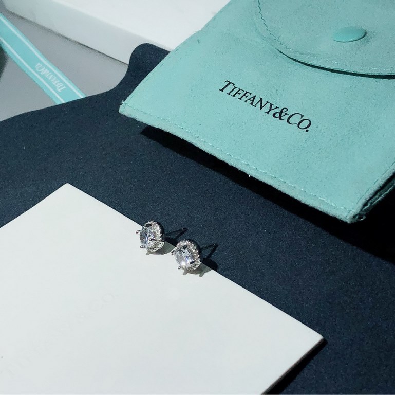 Seiko version New summer must-have shiny  tiffany Tiffany new luxury round diamond stud earrings earrings series    High-end custom 925 sterling silver micro-set high-carbon diamond earrings   Fried chicken fried chicken