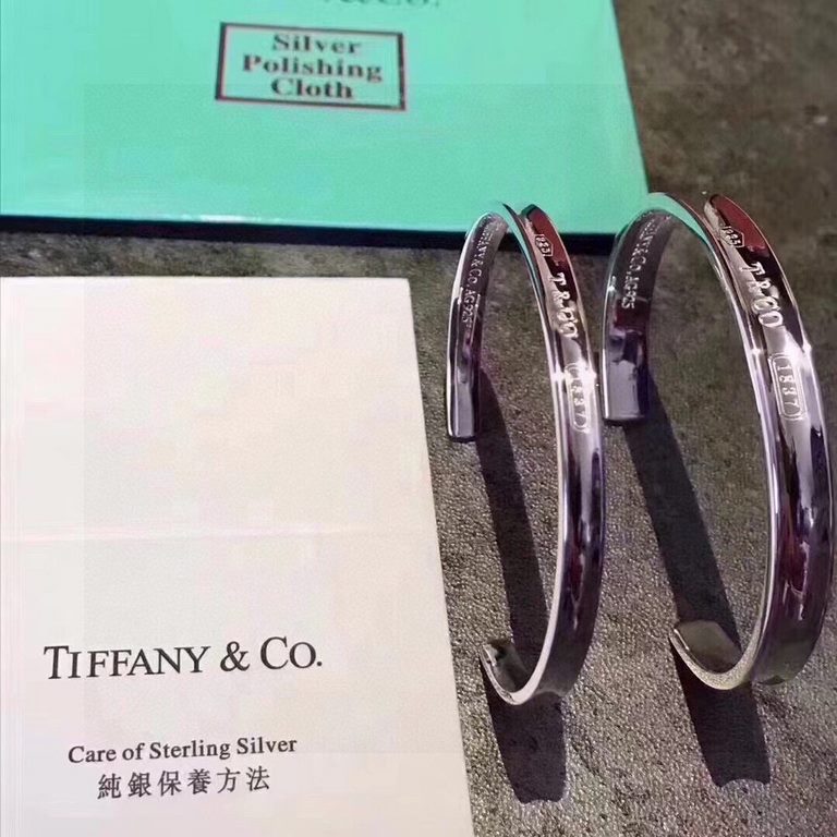 Forever 1837, Tiffany bracelet 52 0Couple bracelet, Recommended model  Tiffany Tiffany 1837 Collection Letters Open Bracelet Classic works Selected original consistent s925 sterling silver material plating 18k platinum N