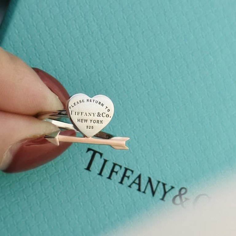 Tiffany Tiffany 3.14 Valentine's Day Limited Edition New Arrow Through the Heart  Heart Signet Ring Exclusive One-to-One Customization Symbolizes the Civilization of Classic Elements Original ag925 sterling silver Guaran