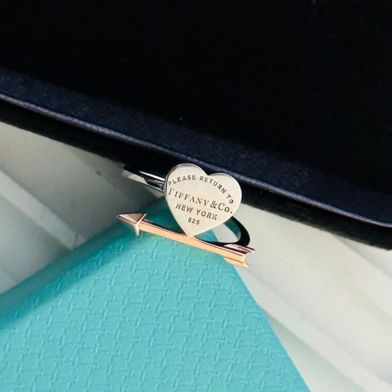 Tiffany Tiffany 3.14 Valentine's Day Limited Edition New Arrow Through the Heart  Heart Signet Ring Exclusive One-to-One Customization Symbolizes the Civilization of Classic Elements Original ag925 sterling silver Guaran