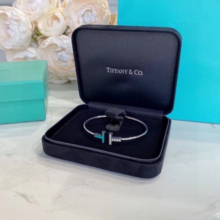 [Tiffany Blue Double T Bracelet with Diamonds] Premium Finished Version T Square Platinum Braceletby TiffanySet with High Carbon DiamondsThe T Square bracelet has a more striking and bold silhouette, with two different s